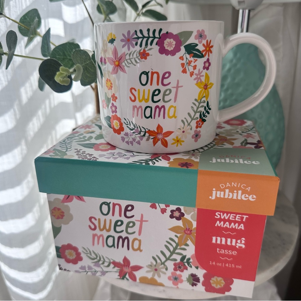 Floral Mug with Gift Box “one sweet mama” - Picture 5 of 12